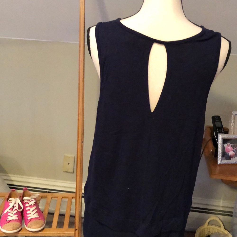 Tunic - Picture 3 of 3